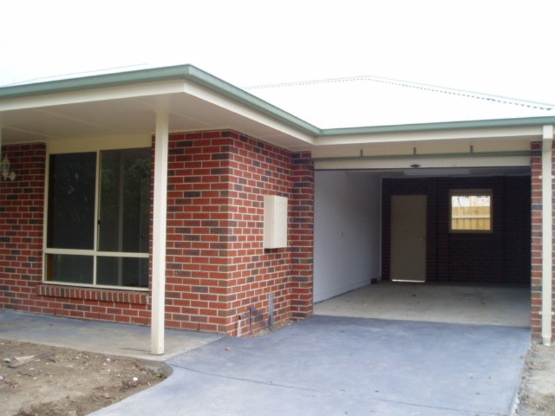 4 Morelle Court, Mooroolbark VIC 3138