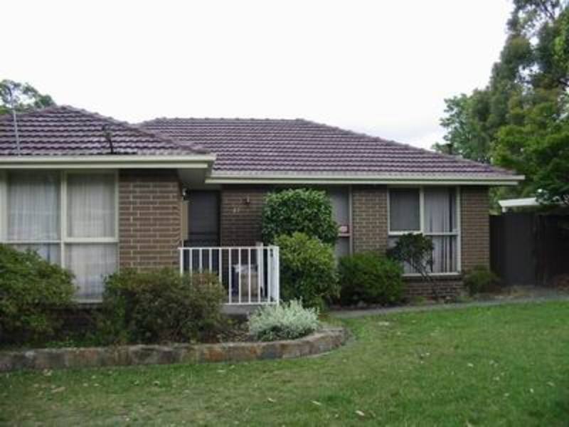 41 Gladesville Drive, Kilsyth VIC 3137