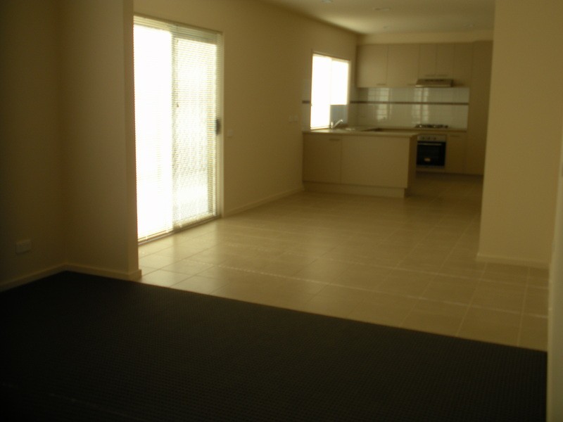 3/12 Byron Road, Kilsyth VIC 3137