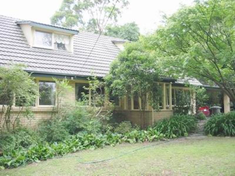 21 Mountain Drive, Mooroolbark VIC 3138