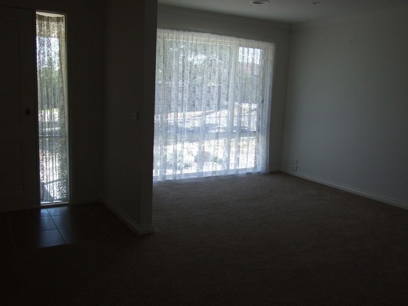 35 Elms Road, Mooroolbark VIC 3138