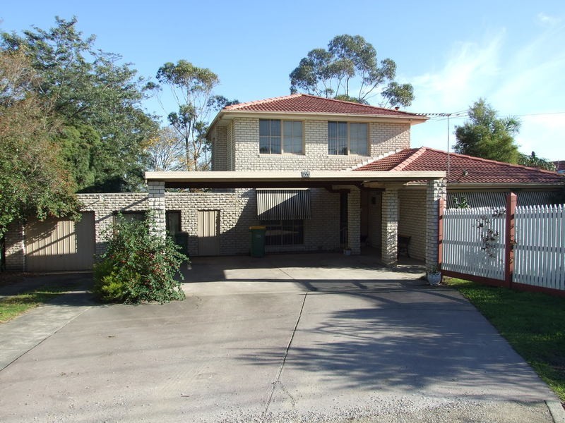 55 Edward Road, Chirnside Park VIC 3116