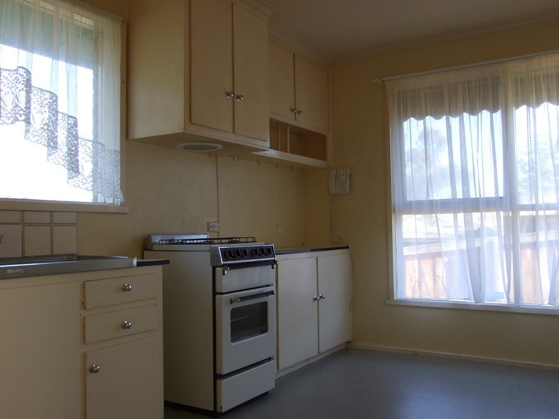 56 Taylor Road, Mooroolbark VIC 3138