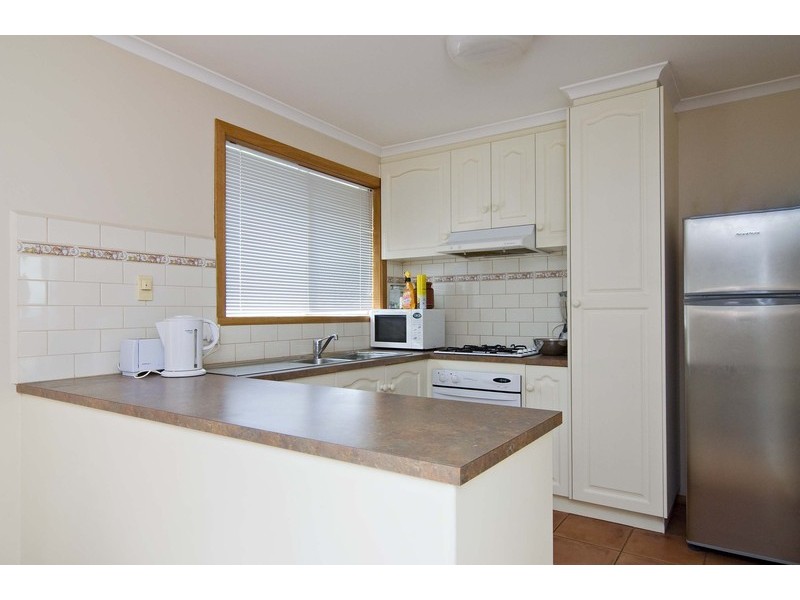 2/6 Ray Street, Croydon VIC 3136