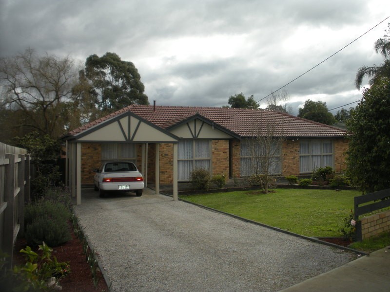 49 Pembroke Road, Mooroolbark VIC 3138