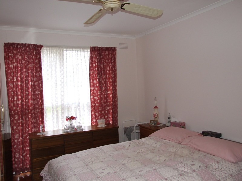49 Pembroke Road, Mooroolbark VIC 3138