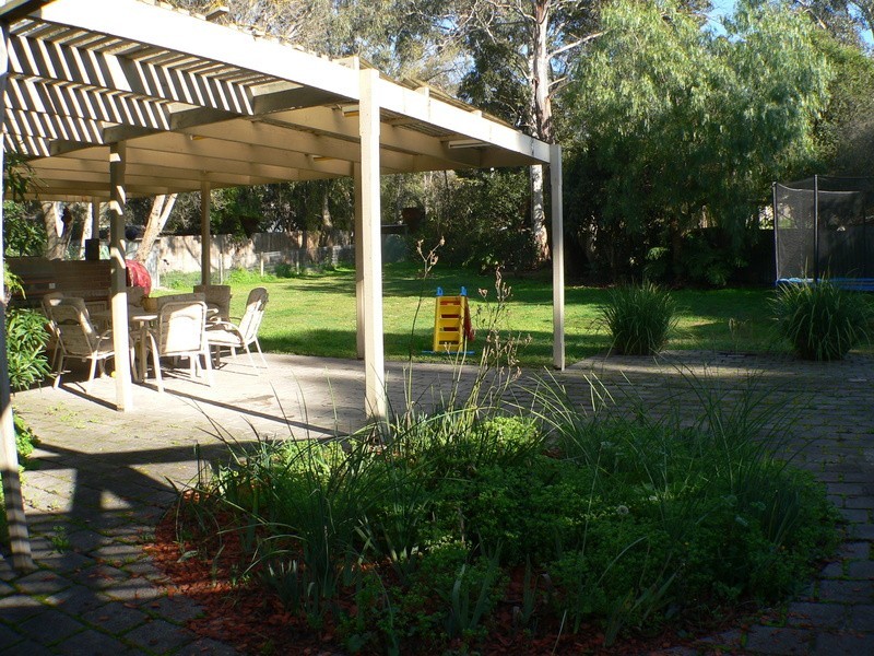 3 Lorna Court, Mooroolbark VIC 3138