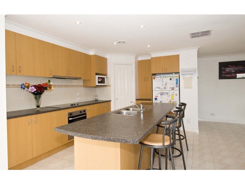 29a Fernleigh Drive, Mooroolbark VIC 3138