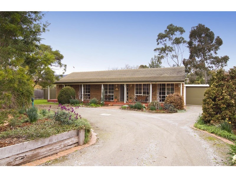 38 Kipling Avenue, Mooroolbark VIC 3138