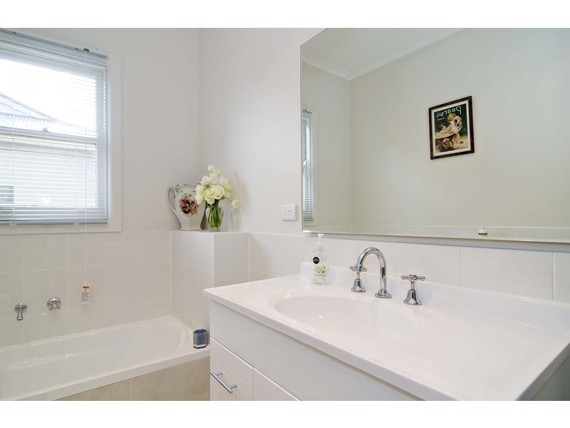 1/12 Byron Road, Kilsyth VIC 3137