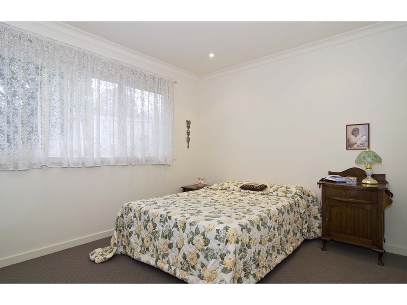 77 Manchester Road, Mooroolbark VIC 3138