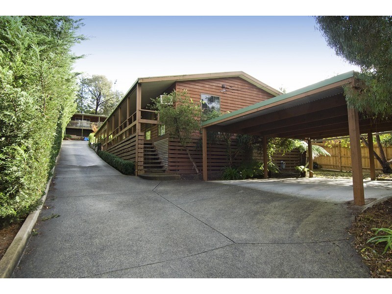 75 Winyard Drive, Mooroolbark VIC 3138