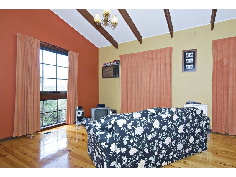 75 Winyard Drive, Mooroolbark VIC 3138