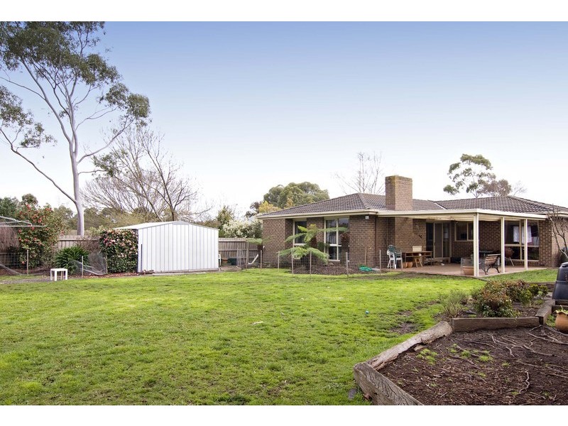 12 Chedworth Court, Kilsyth South VIC 3137