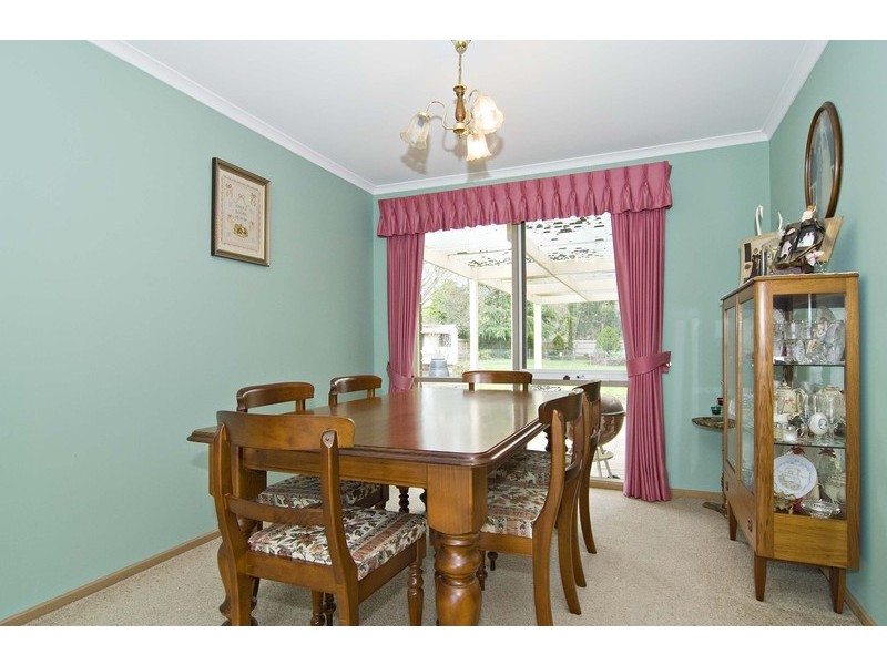 12 Chedworth Court, Kilsyth South VIC 3137