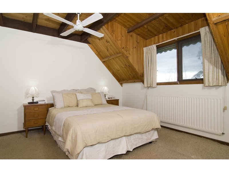 57 Bonnie View Road, Croydon North VIC 3136