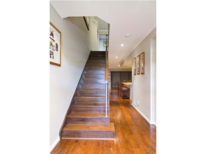 36 Kingston Way, Mooroolbark VIC 3138