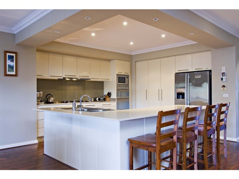 36 Kingston Way, Mooroolbark VIC 3138