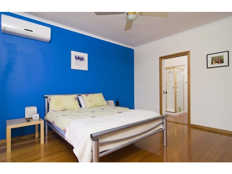 Chirnside Park VIC 3116