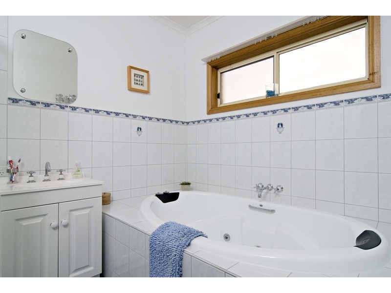 Chirnside Park VIC 3116