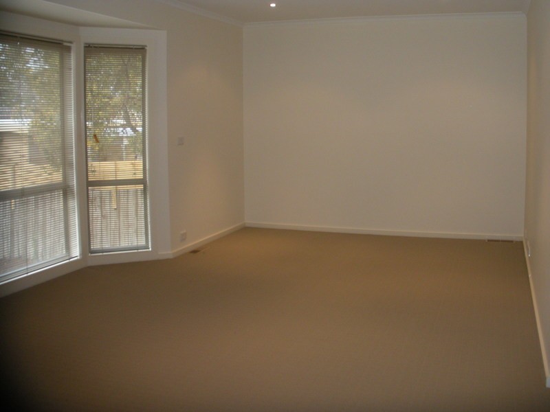 190A Lincoln Road, Croydon VIC 3136