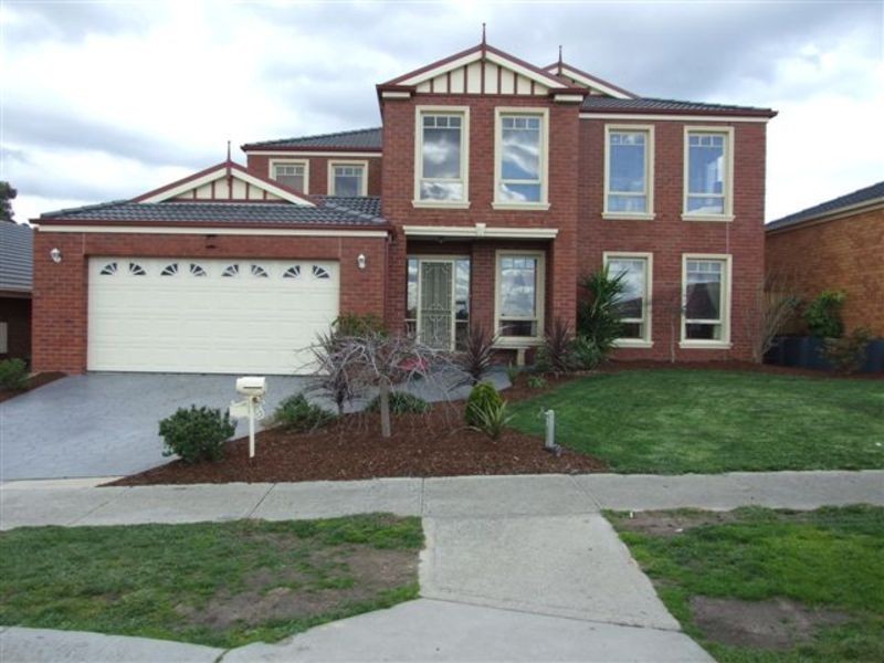 37 Freshfield Avenue, Mooroolbark VIC 3138