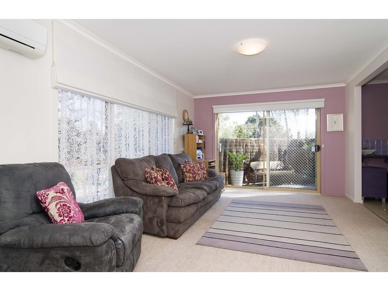 1/212 Hull Road, Mooroolbark VIC 3138