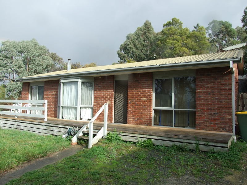 10 Landara Court, Mooroolbark VIC 3138