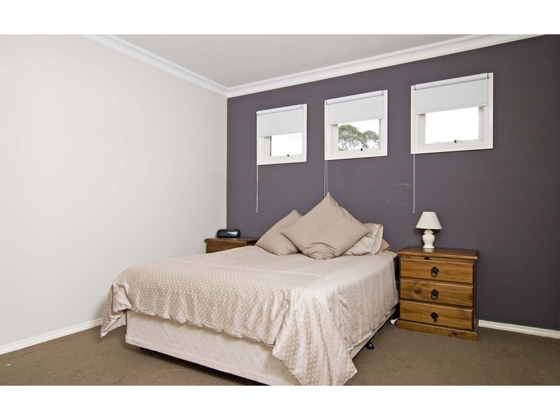 24 Bellara Drive, Mooroolbark VIC 3138