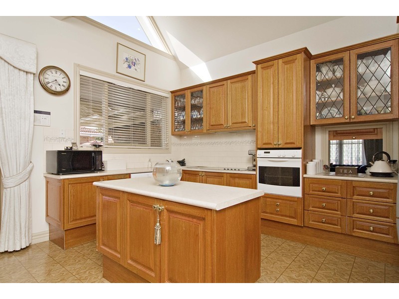 7 Hillrise Crescent, Chirnside Park VIC 3116