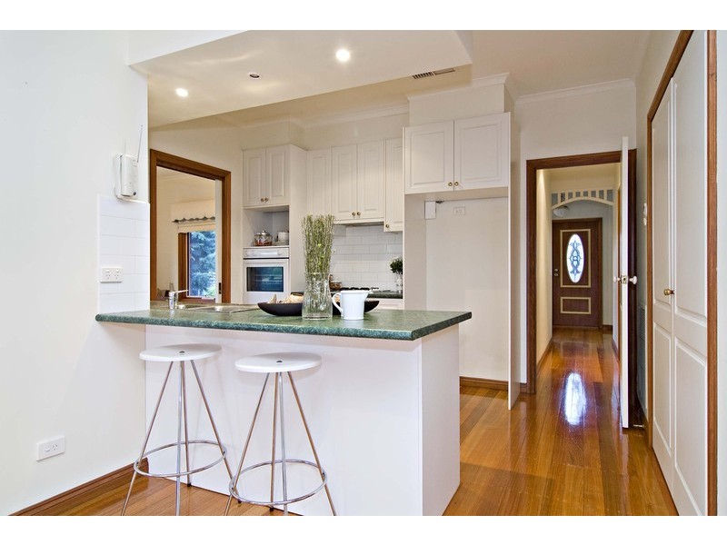 50 Blue Ridge Drive, Mooroolbark VIC 3138