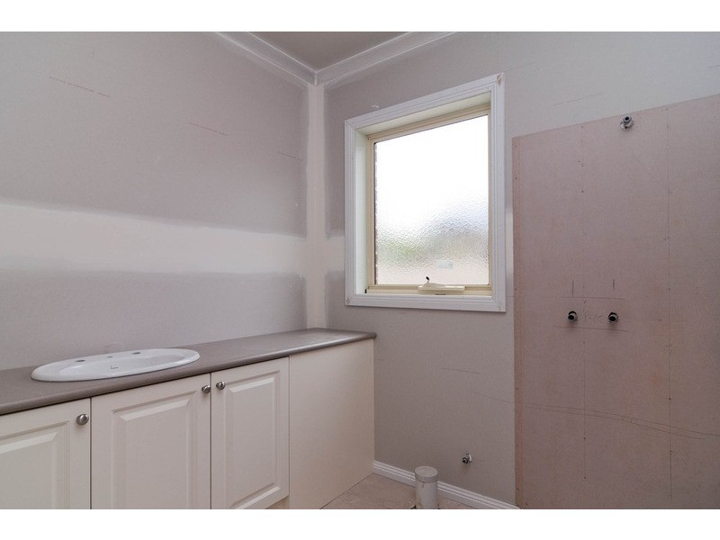 2/55 Blackburn Road, Mooroolbark VIC 3138