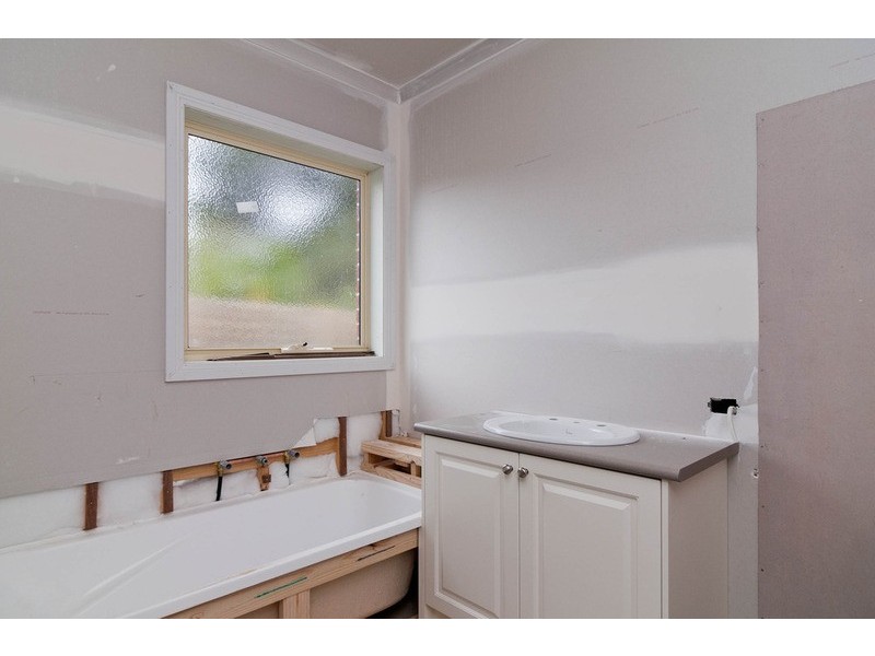 2/55 Blackburn Road, Mooroolbark VIC 3138