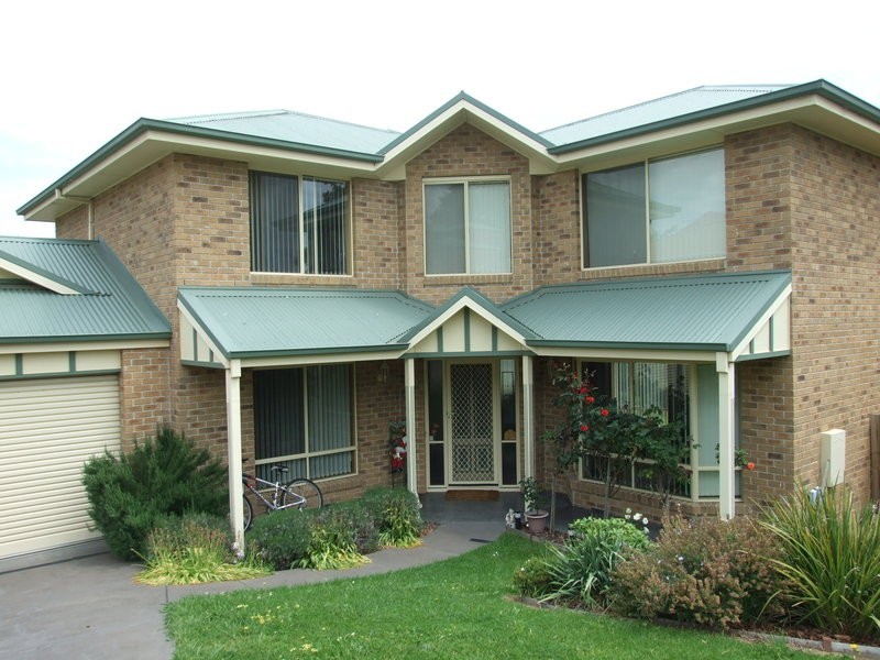 3 Tony Place, Mooroolbark VIC 3138