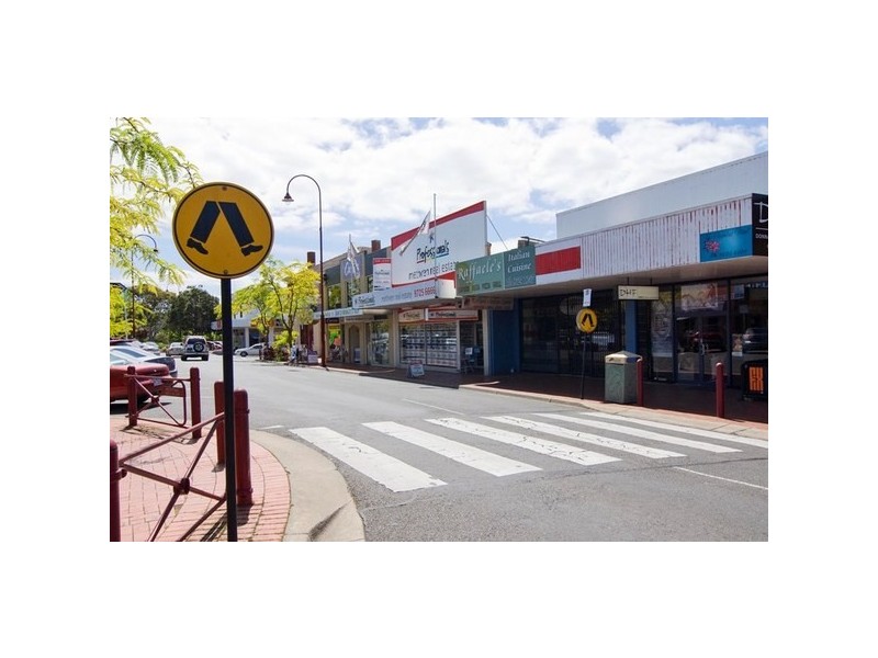 62 Main Street, Croydon VIC 3136