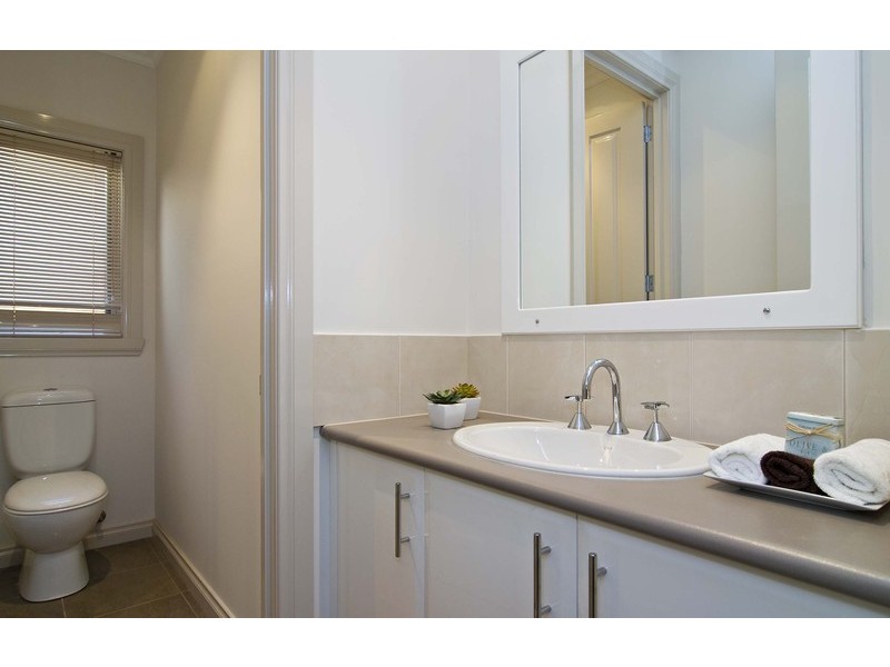 9 Kingston Way, Mooroolbark VIC 3138