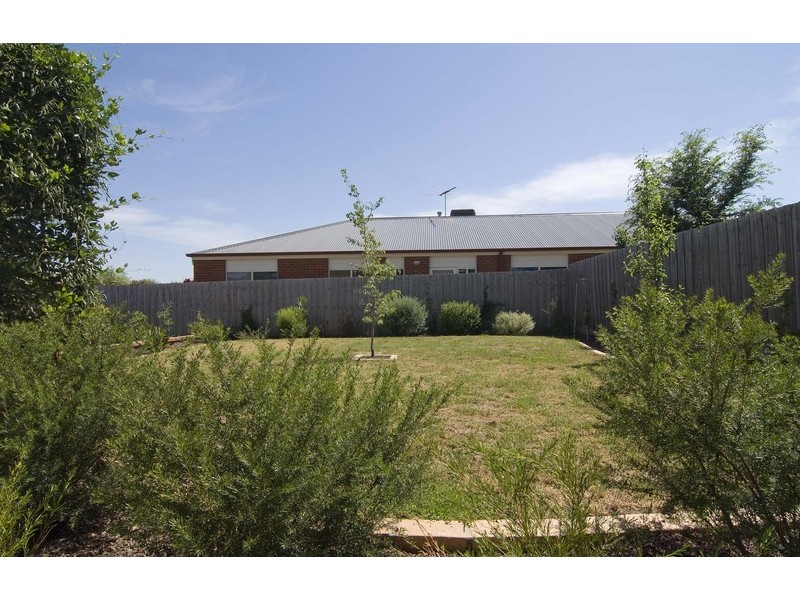 55 Larbert Road, Mooroolbark VIC 3138