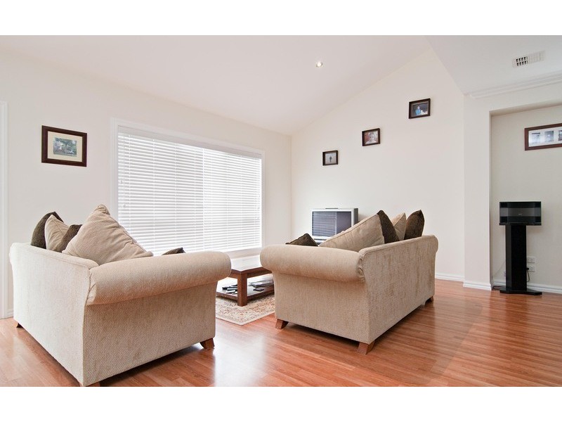 55 Larbert Road, Mooroolbark VIC 3138