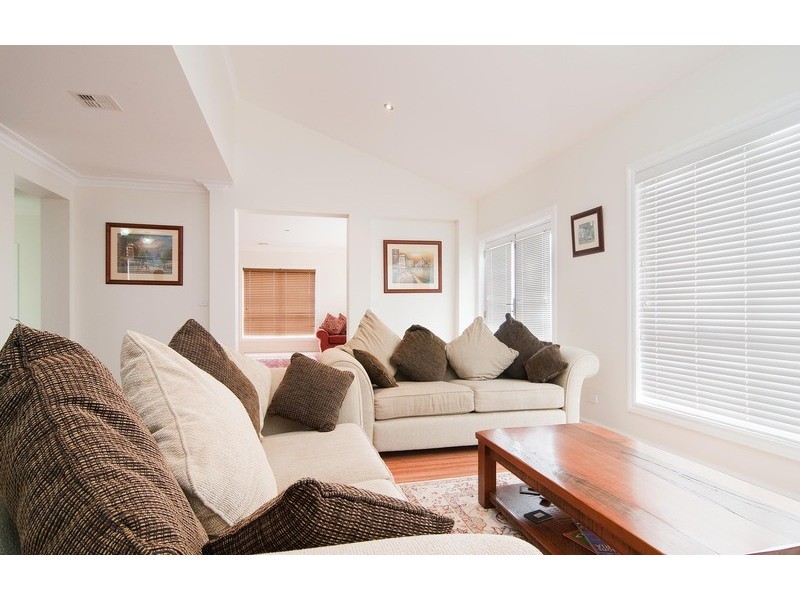 55 Larbert Road, Mooroolbark VIC 3138