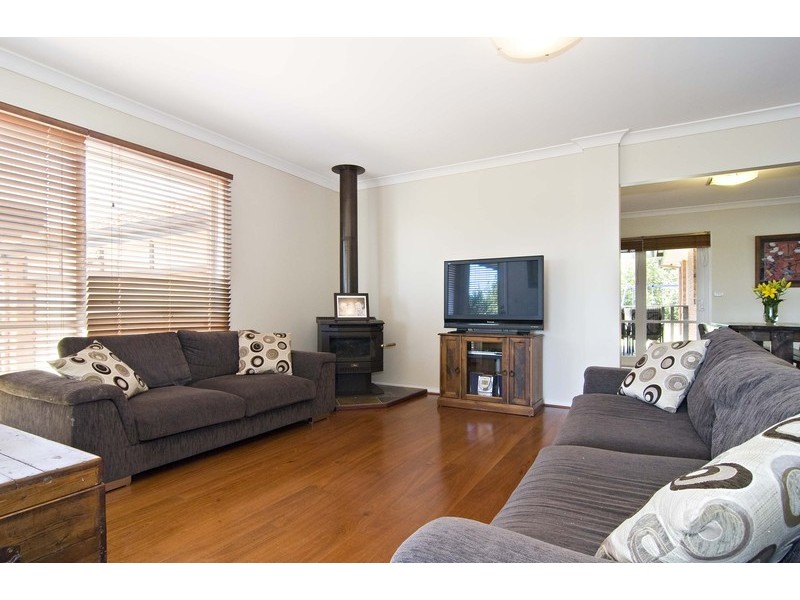 16 Clearwater Drive, Lilydale VIC 3140
