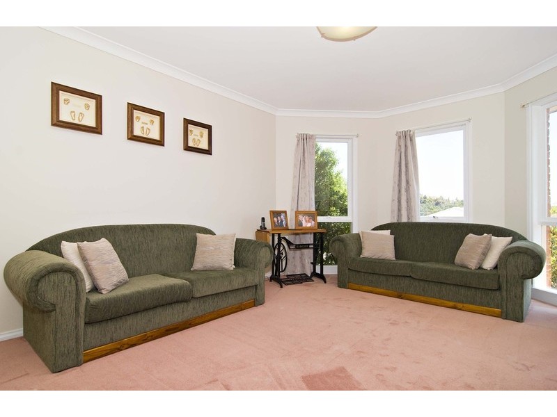 16 Clearwater Drive, Lilydale VIC 3140