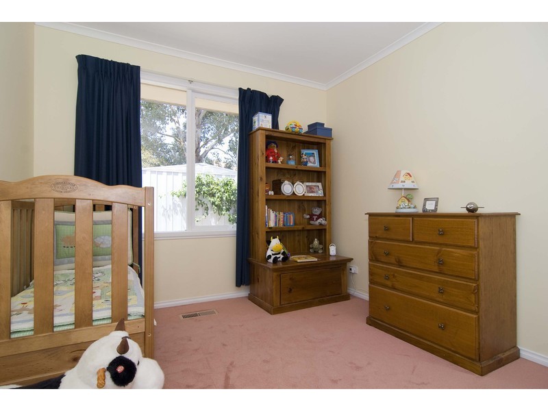 16 Clearwater Drive, Lilydale VIC 3140