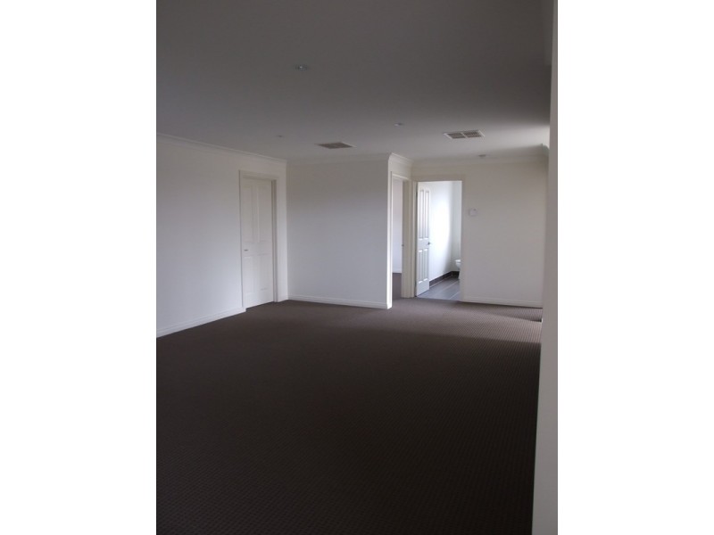 1/25 Deschamps Street, Lilydale VIC 3140