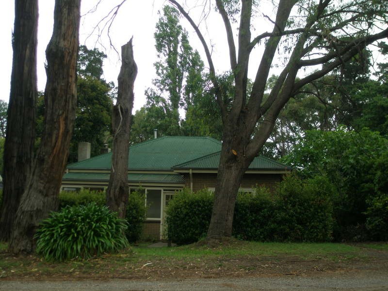 10 Monbulk Road, Mount Evelyn VIC 3796