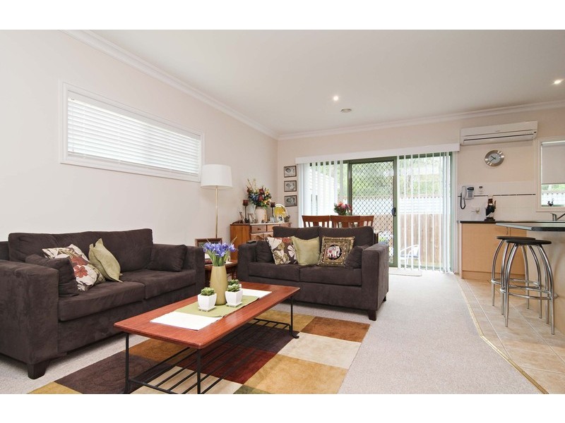 4/51 Mountain View Road, Kilsyth VIC 3137