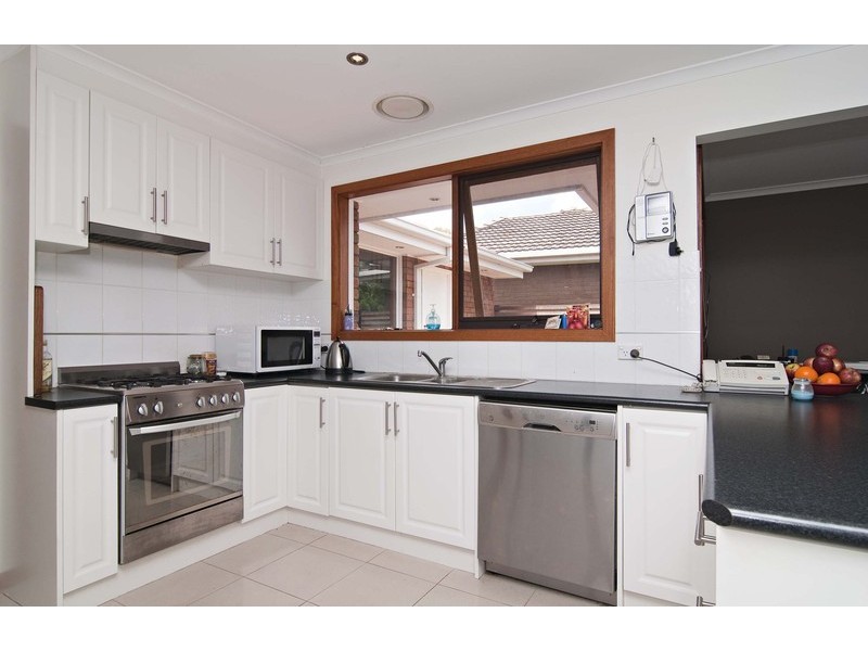 75 Manchester Road, Mooroolbark VIC 3138