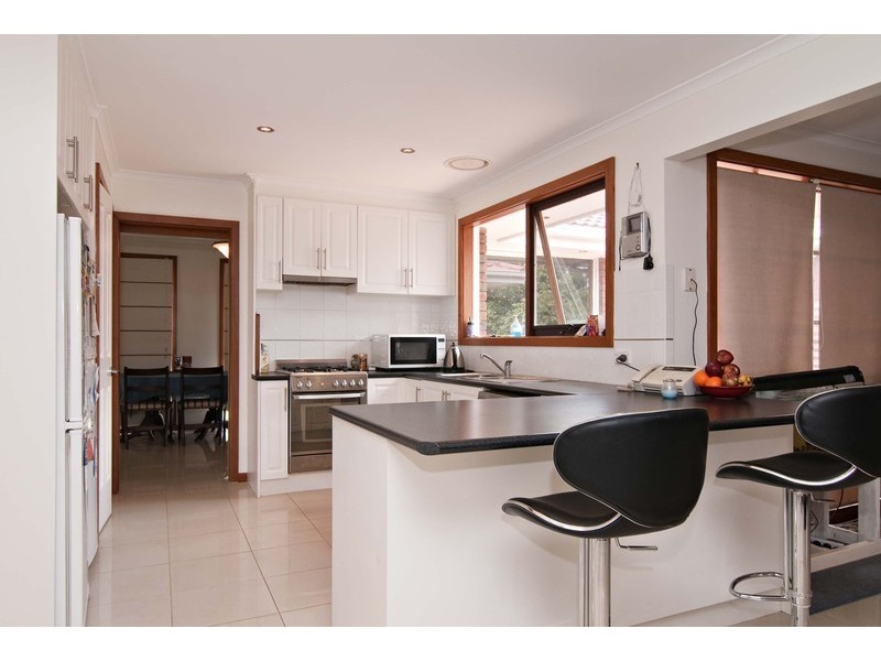 75 Manchester Road, Mooroolbark VIC 3138