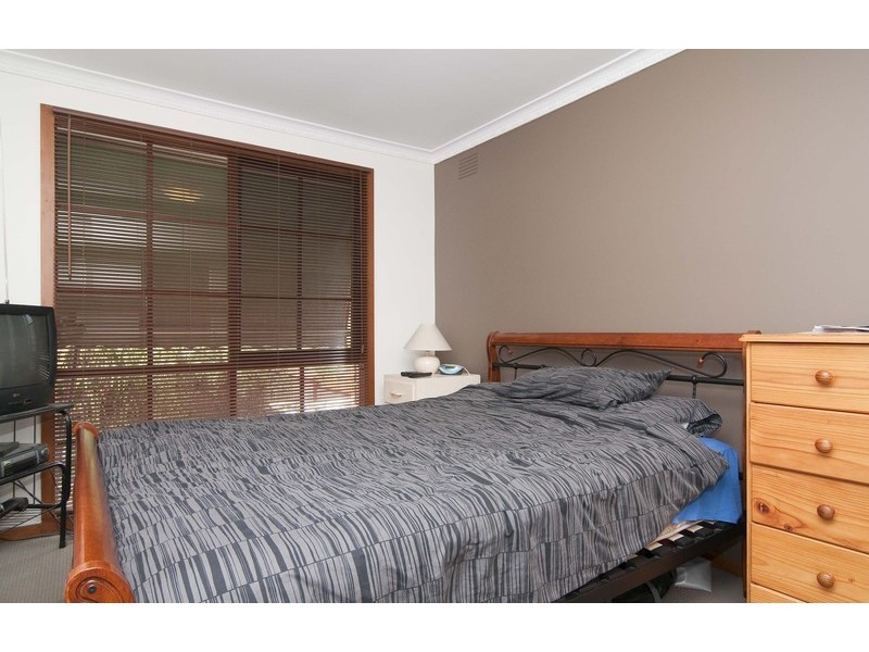 75 Manchester Road, Mooroolbark VIC 3138