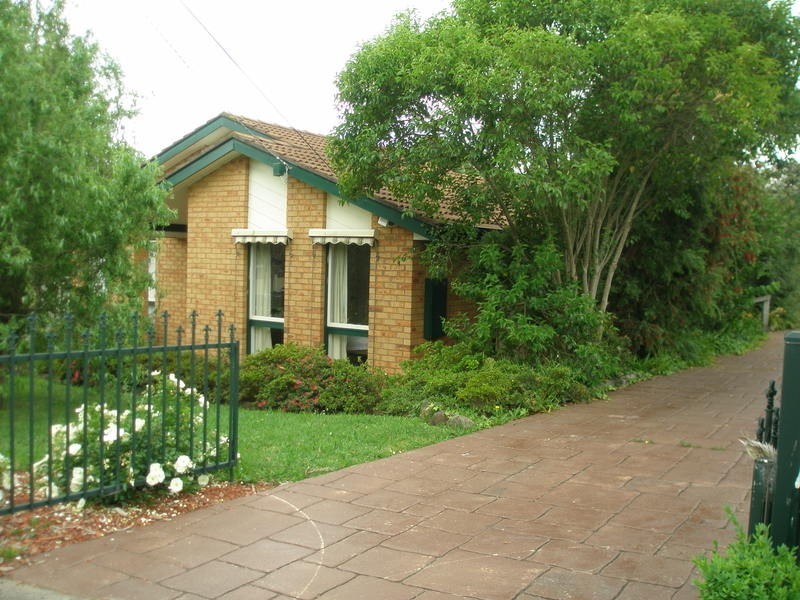 1 Kirsten Court, Mooroolbark VIC 3138