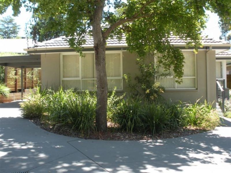 2/5 Dornoch Court, Croydon VIC 3136